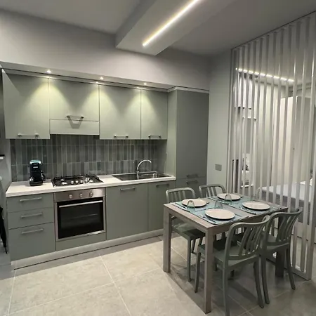 A Due Passi Dal Centro 아파트 *