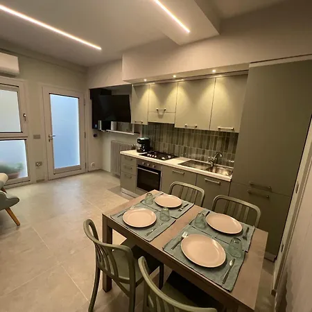 A Due Passi Dal Centro Apartment